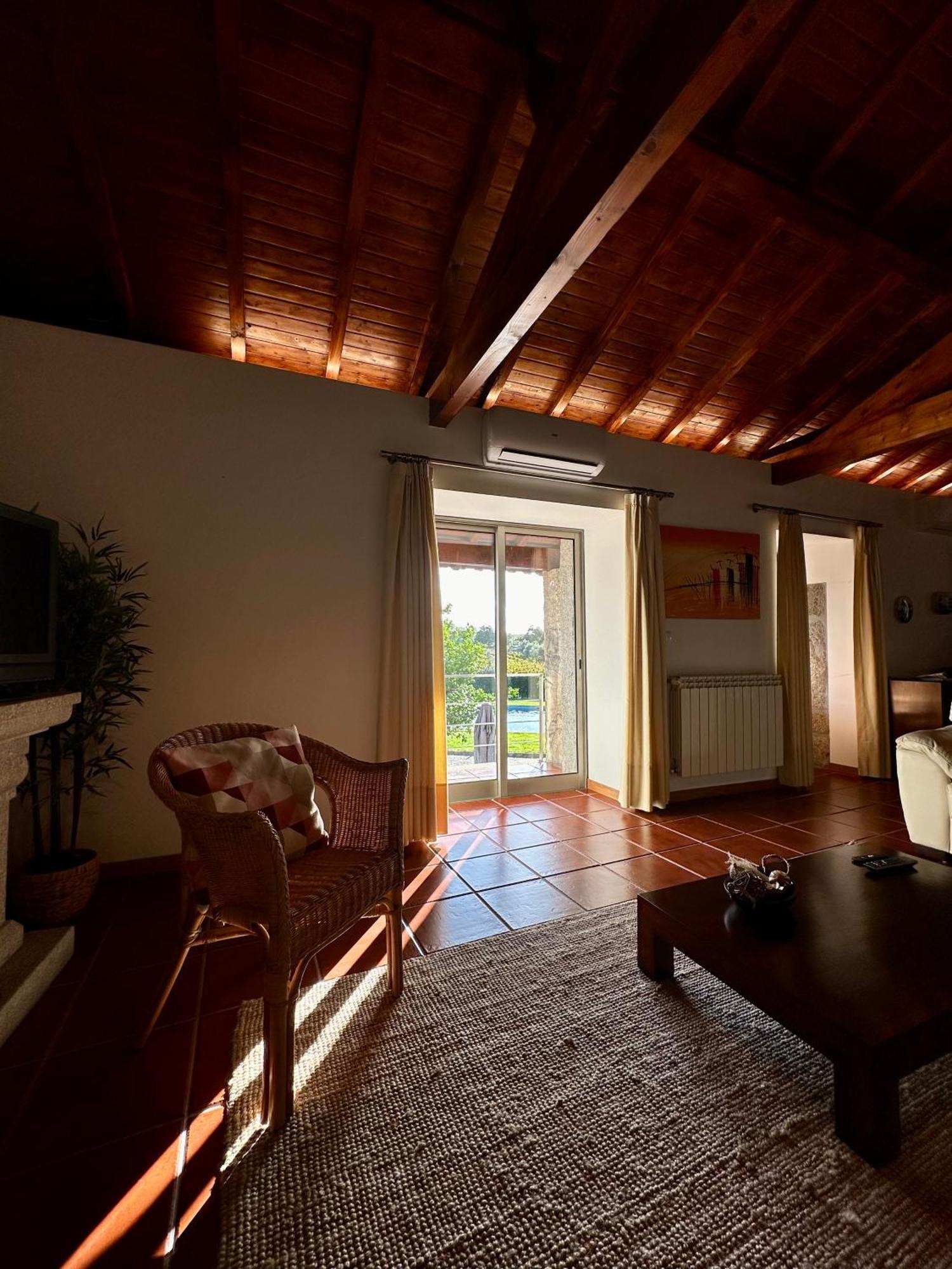 Casa Da Clarinha Villa เปอนัลวาดูกาสเตโล ภายนอก รูปภาพ
